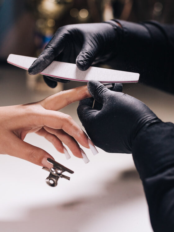 Viata de tehnician unghii în relația directă cu expunerea la epidemia de Covid-19